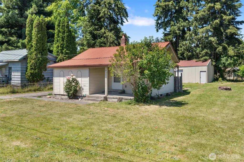 511 7th Street Centralia WA 98531