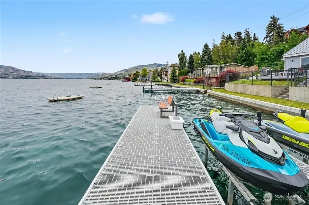 1386 S Lakeshore Road Chelan WA 98816