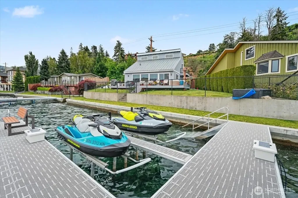 1386 S Lakeshore Road Chelan WA 98816