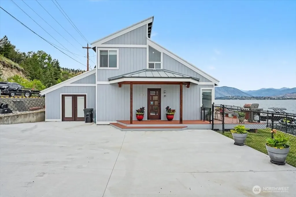 1386 S Lakeshore Road Chelan WA 98816