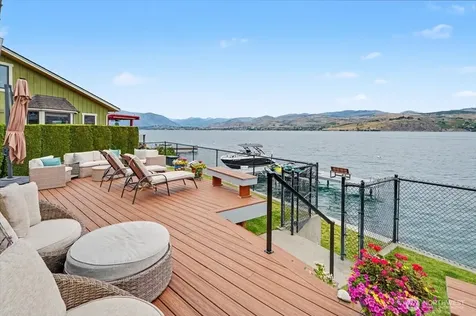1386 S Lakeshore Road Chelan WA 98816