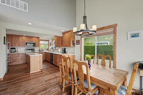 1386 S Lakeshore Road Chelan WA 98816