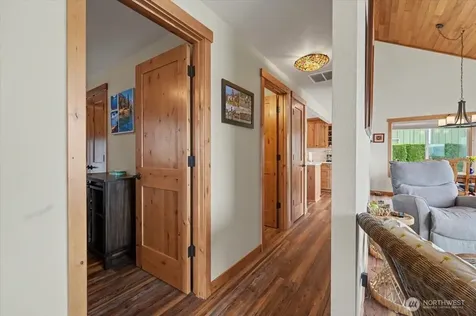 1386 S Lakeshore Road Chelan WA 98816