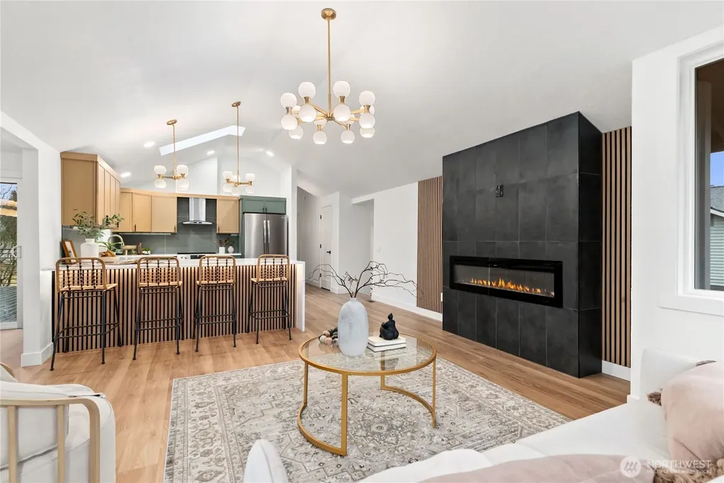 20733 Elberta Road Lynnwood WA 98036