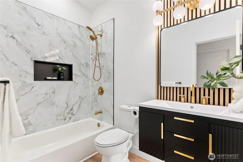 20733 Elberta Road Lynnwood WA 98036