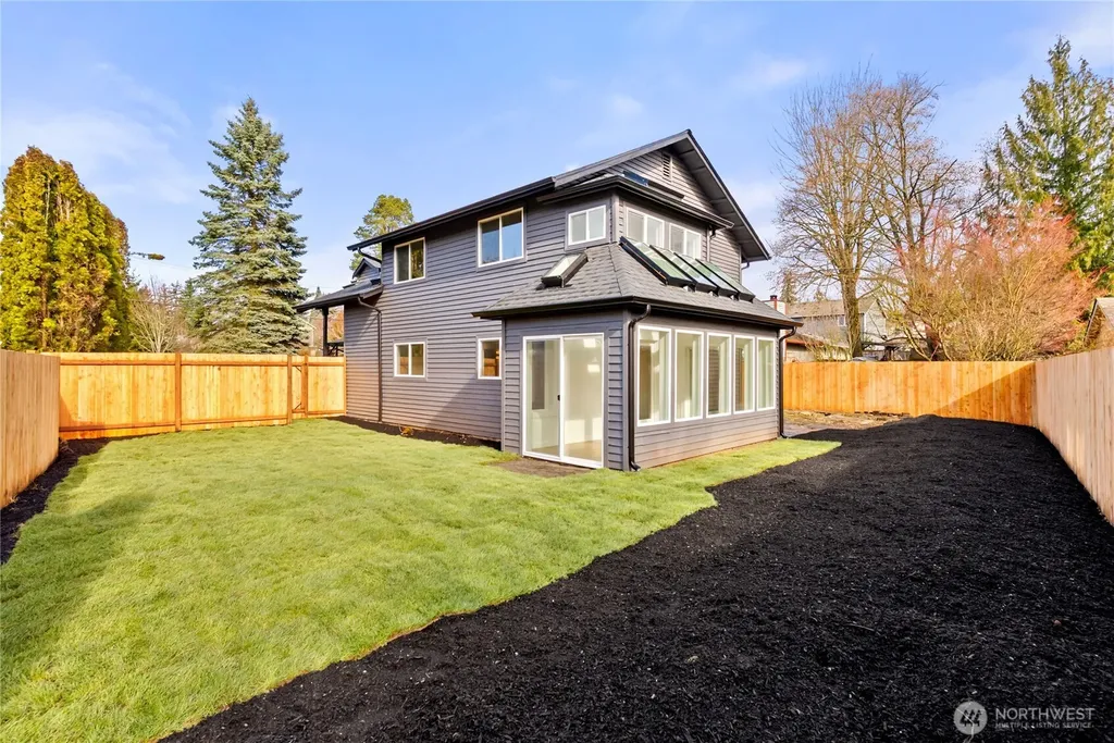 20733 Elberta Road Lynnwood WA 98036