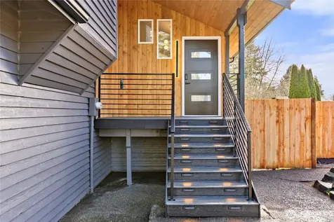 20733 Elberta Road Lynnwood WA 98036