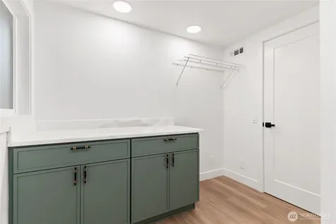 20733 Elberta Road Lynnwood WA 98036