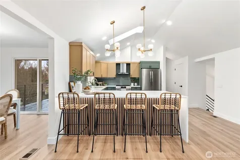 20733 Elberta Road Lynnwood WA 98036