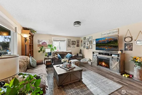 7229 65th Avenue SE Snohomish WA 98290