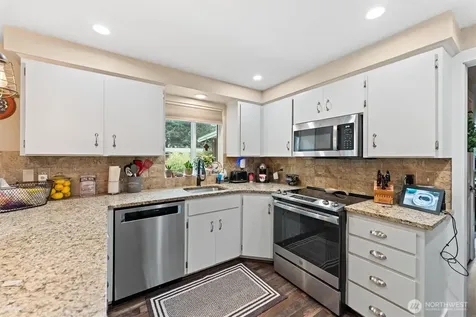7229 65th Avenue SE Snohomish WA 98290