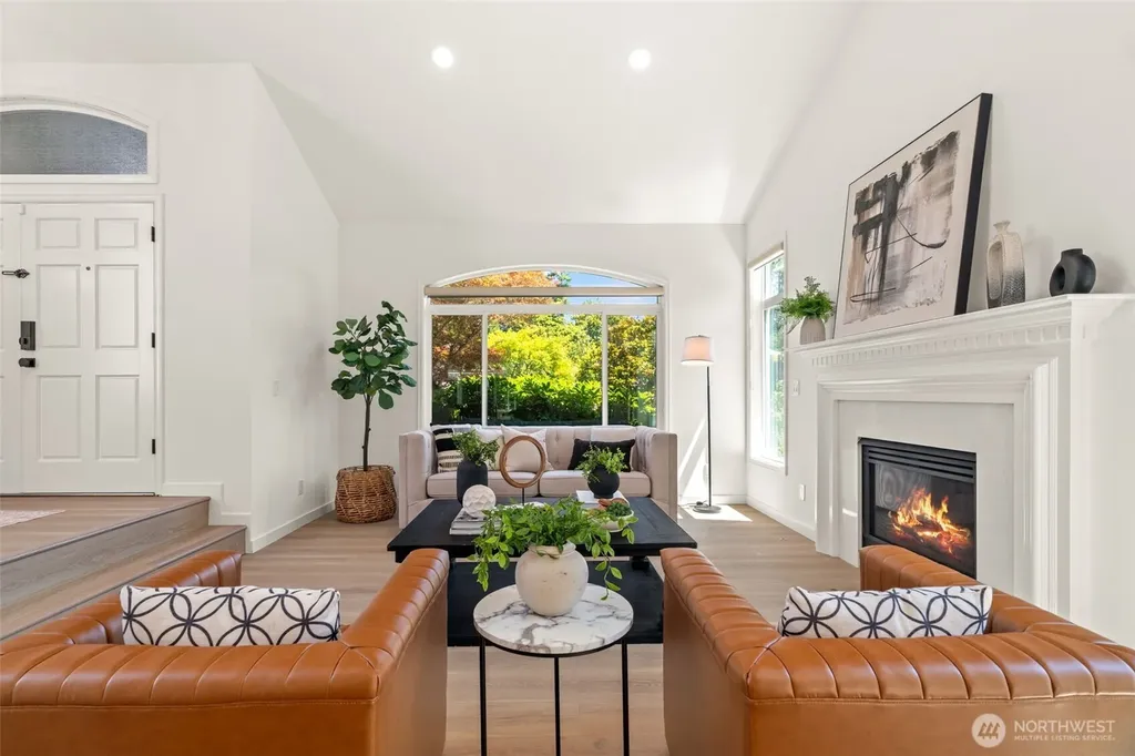 535 NW Datewood Drive Issaquah WA 98027