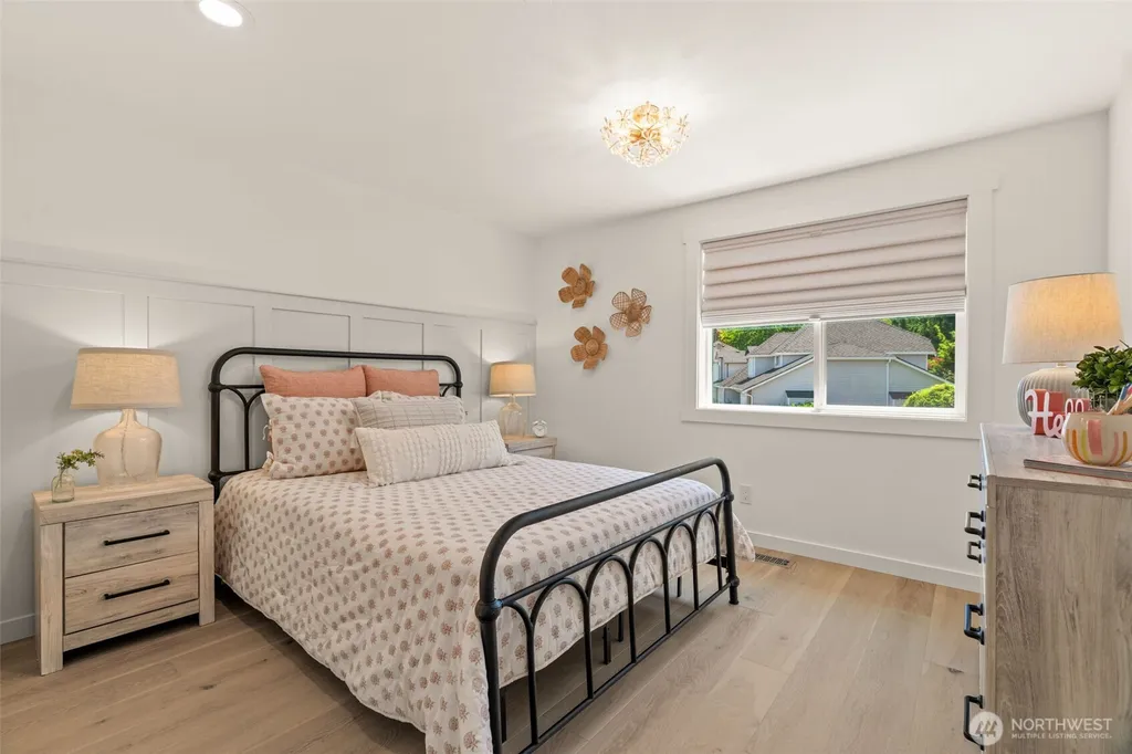 535 NW Datewood Drive Issaquah WA 98027