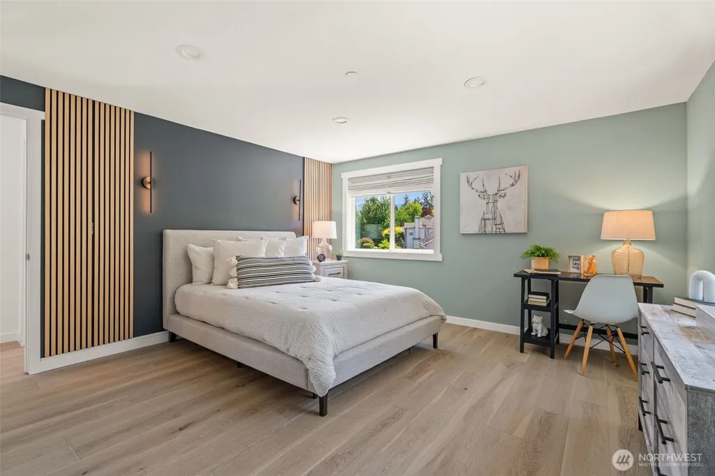 535 NW Datewood Drive Issaquah WA 98027