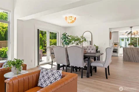 535 NW Datewood Drive Issaquah WA 98027
