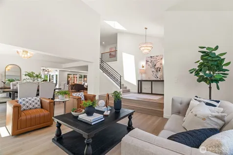 535 NW Datewood Drive Issaquah WA 98027