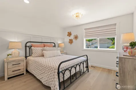 535 NW Datewood Drive Issaquah WA 98027