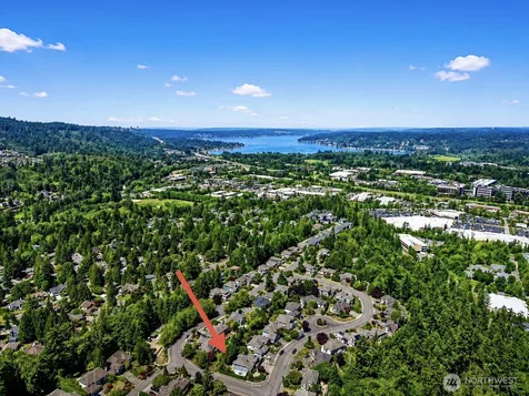 535 NW Datewood Drive Issaquah WA 98027