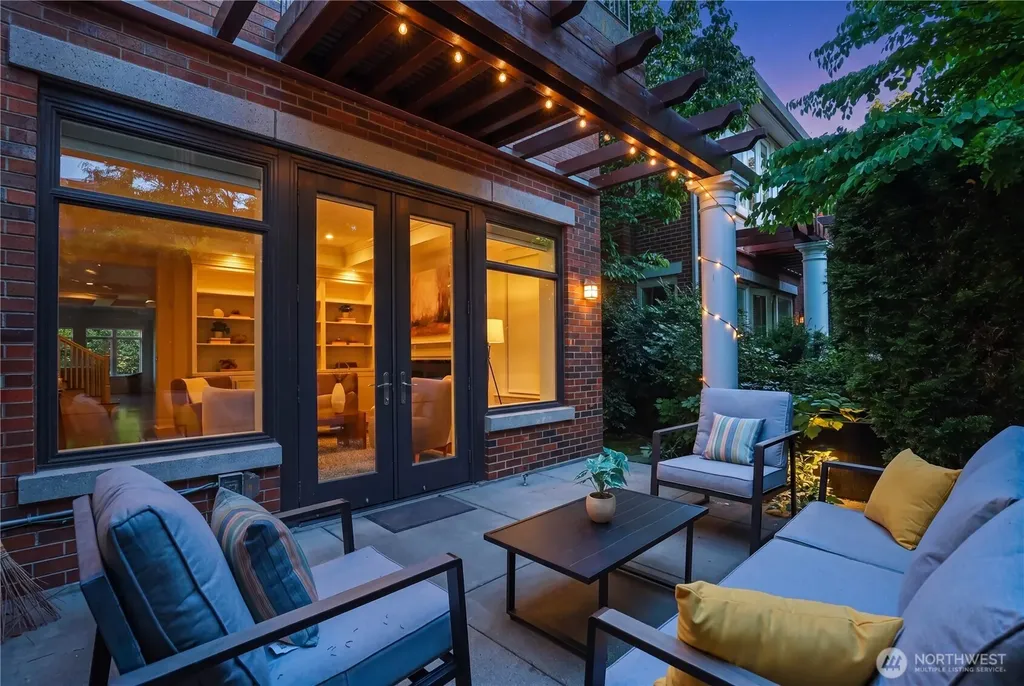 719 Harvard Avenue E Seattle WA 98102