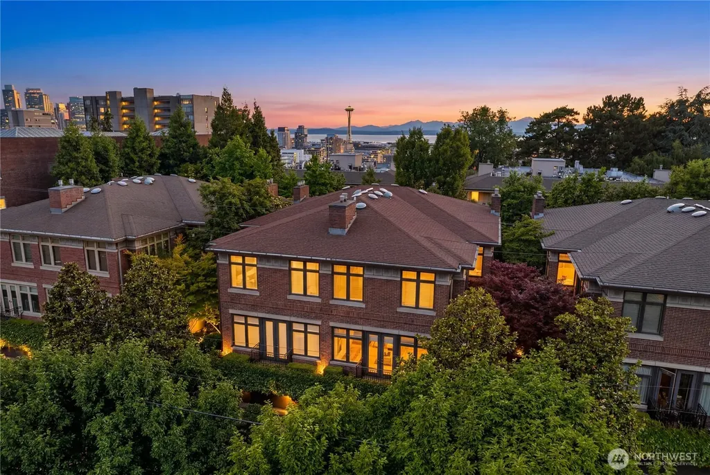 719 Harvard Avenue E Seattle WA 98102