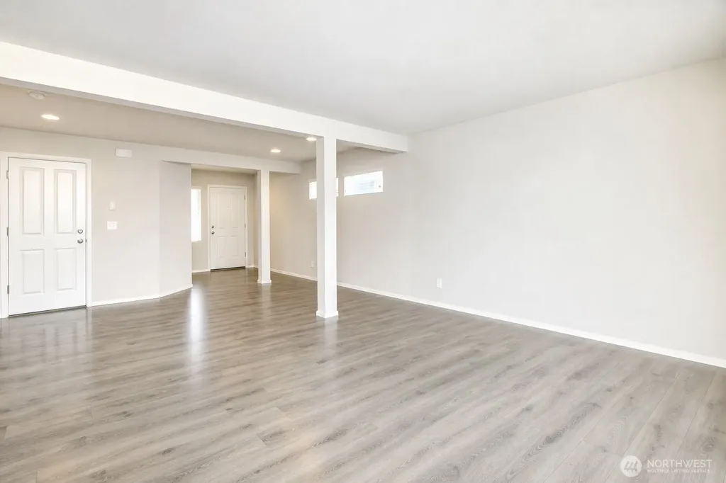 10557 190th Street E Puyallup WA 98374