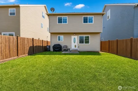 10557 190th Street E Puyallup WA 98374