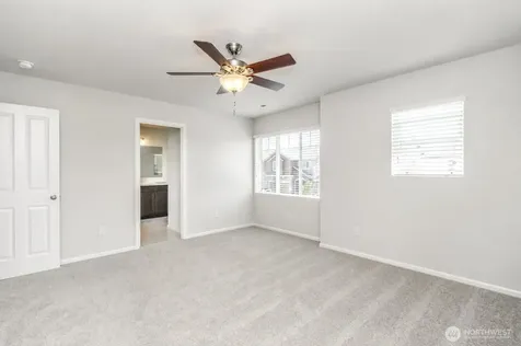 10557 190th Street E Puyallup WA 98374
