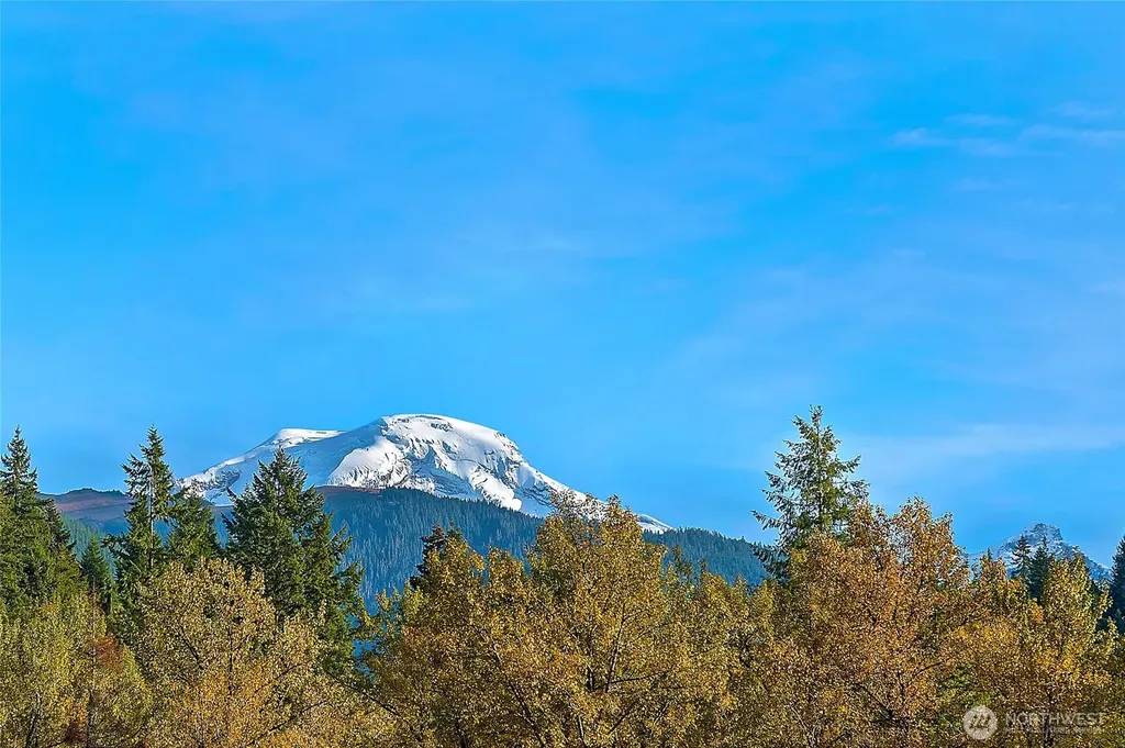 14001 Welcome Road Glacier WA 98244