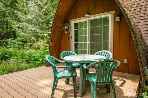 14001 Welcome Road Glacier WA 98244