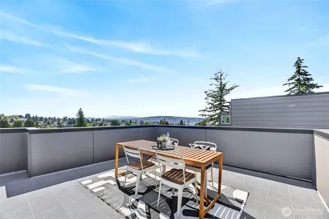 4222 Linden Avenue N Seattle WA 98103