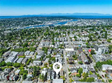 4222 Linden Avenue N Seattle WA 98103