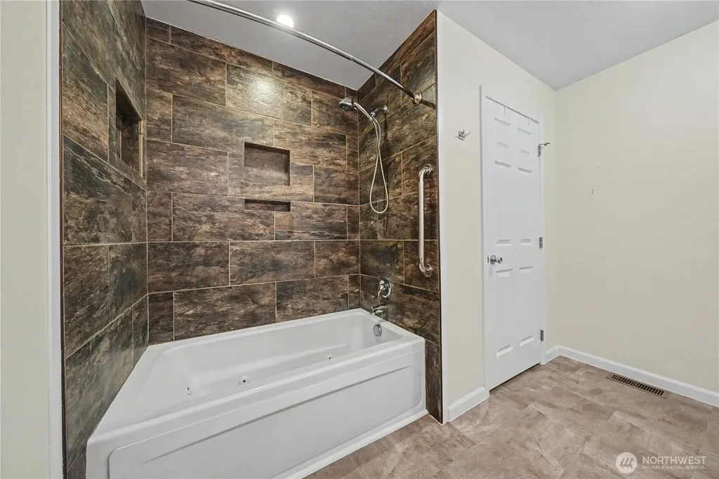 6 Linda Ridge Loop NE Ephrata WA 98823