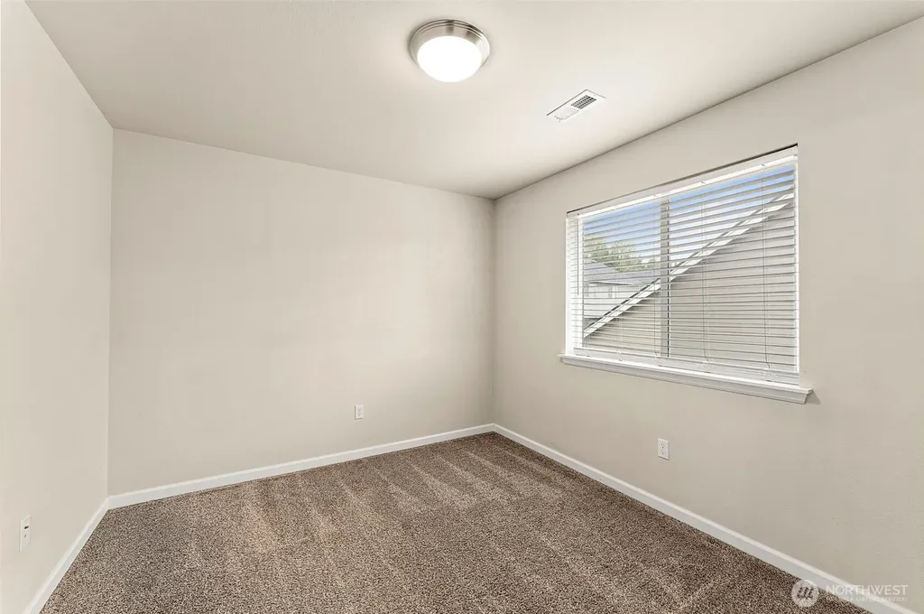 9984 Jackson Street SE Yelm WA 98597
