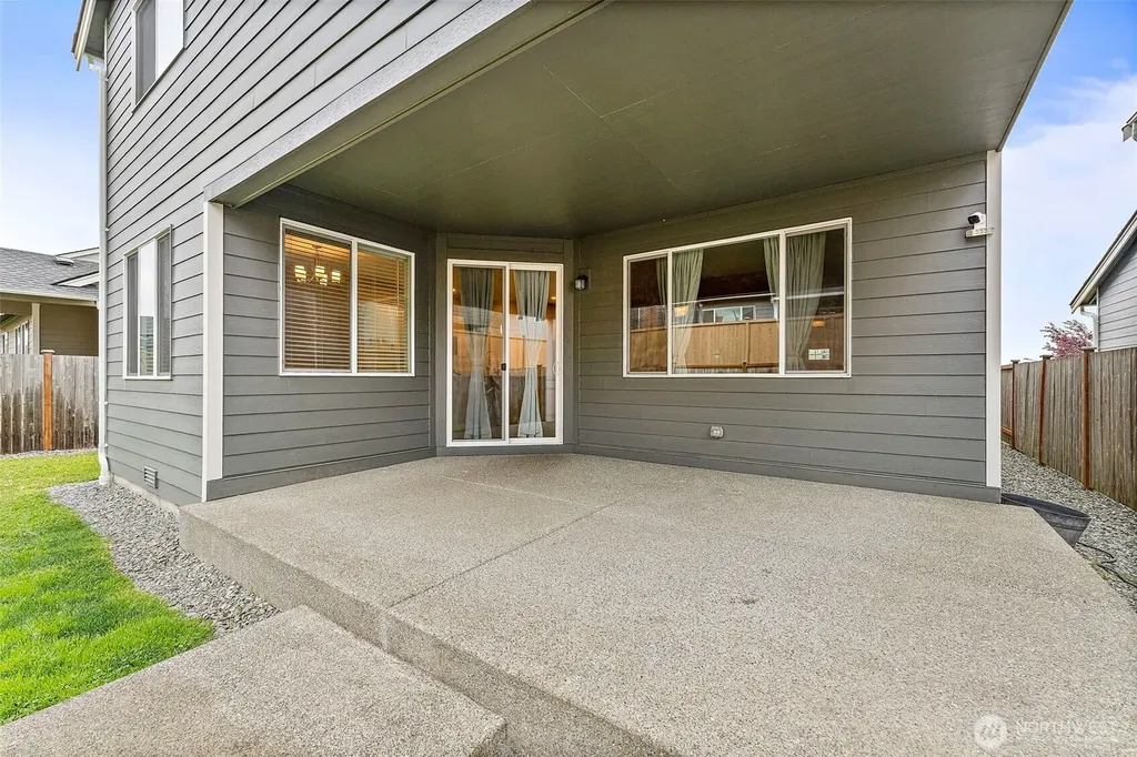 9984 Jackson Street SE Yelm WA 98597