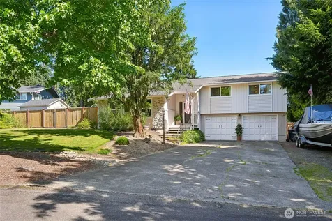 6221 81st Street E Puyallup WA 98371