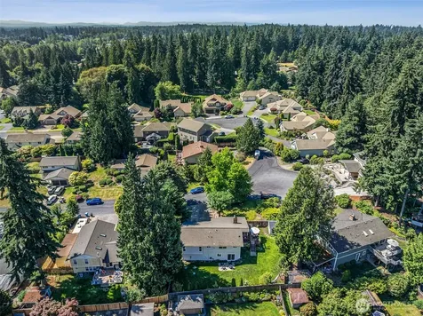 6221 81st Street E Puyallup WA 98371