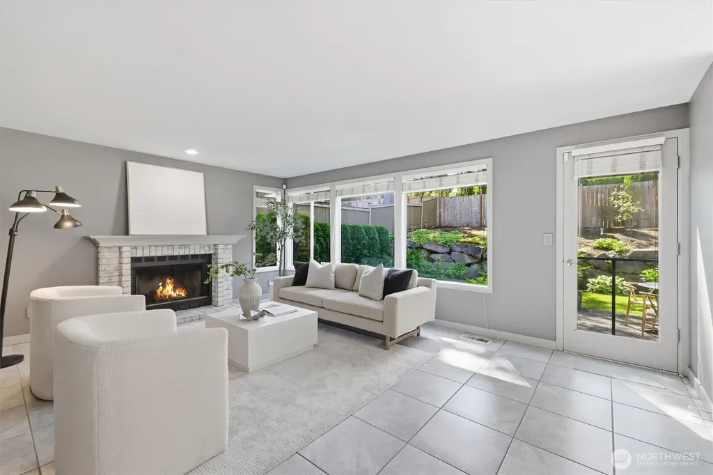 15215 92nd Place NE Bothell WA 98011