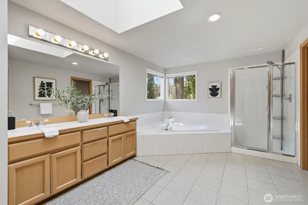 15215 92nd Place NE Bothell WA 98011