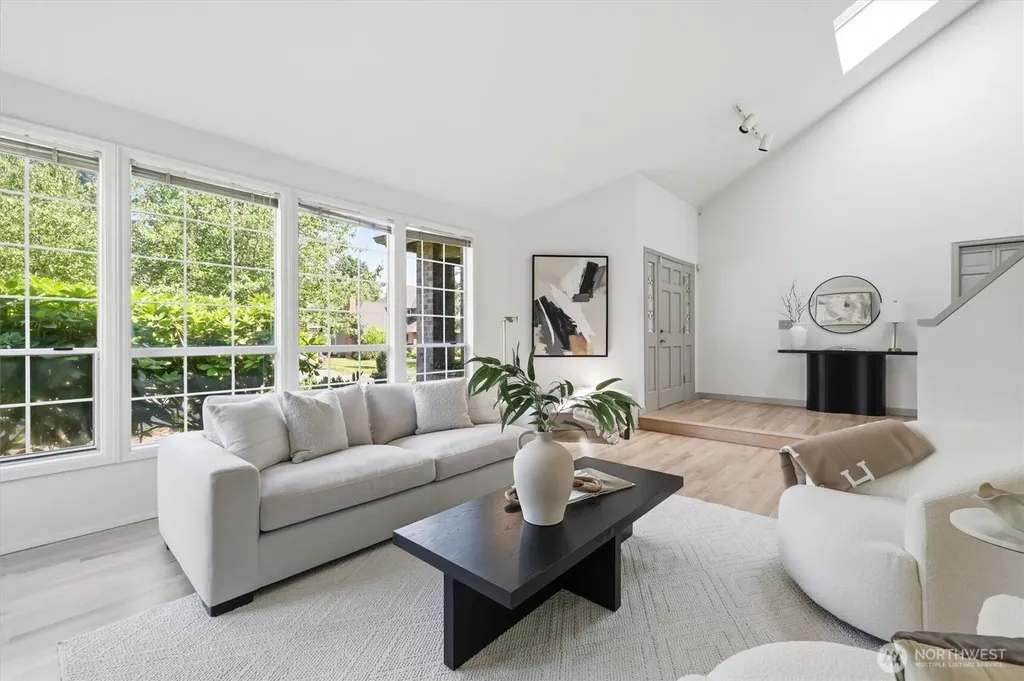 15215 92nd Place NE Bothell WA 98011