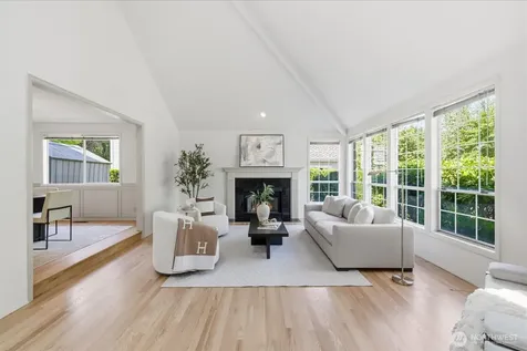 15215 92nd Place NE Bothell WA 98011
