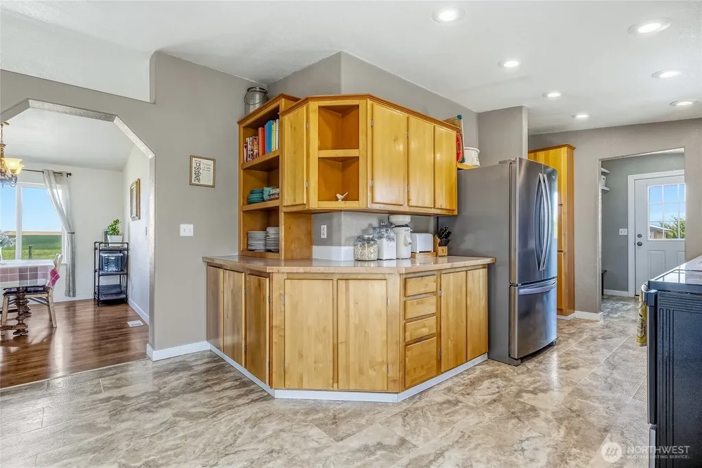 1247 Watson Loop Touchet WA 99360