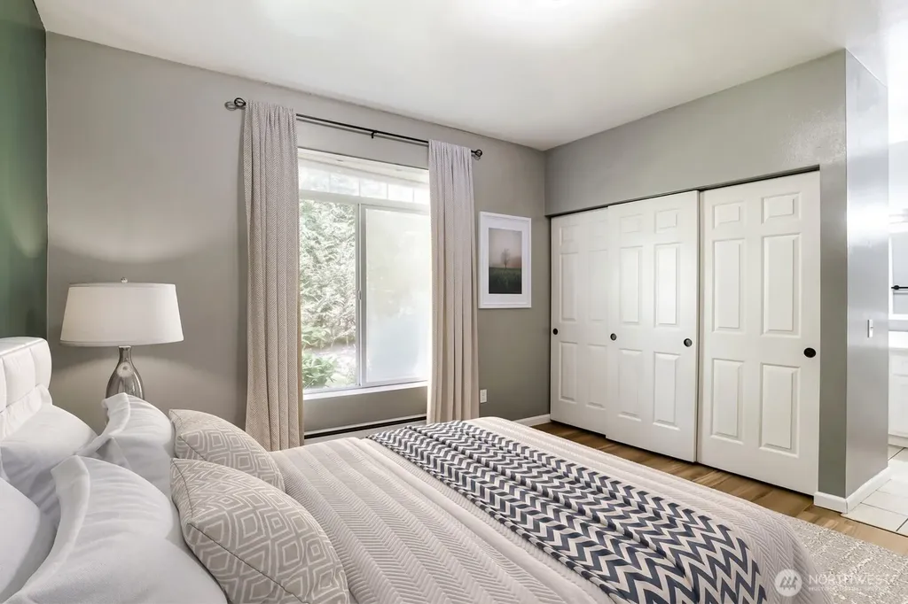 14814 29th Avenue W Lynnwood WA 98087