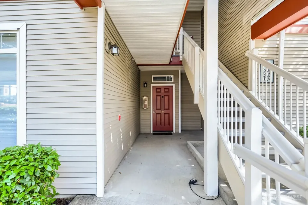 14814 29th Avenue W Lynnwood WA 98087