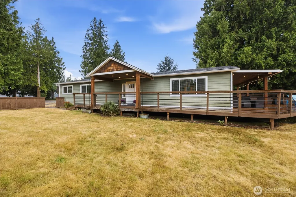6911 Vandermark Road E Bonney Lake WA 98391