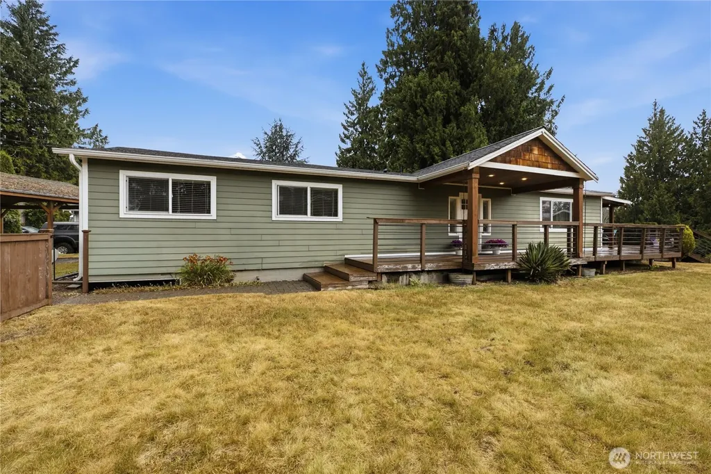 6911 Vandermark Road E Bonney Lake WA 98391