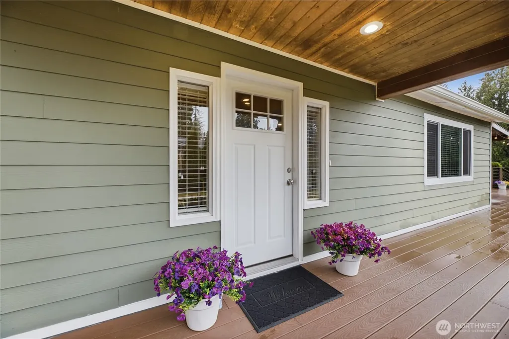 6911 Vandermark Road E Bonney Lake WA 98391