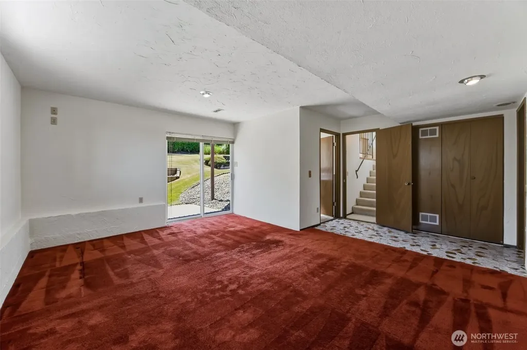 611 SW 293rd Street Federal Way WA 98023