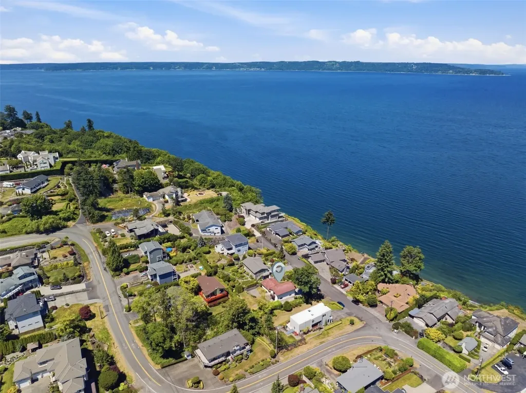 611 SW 293rd Street Federal Way WA 98023