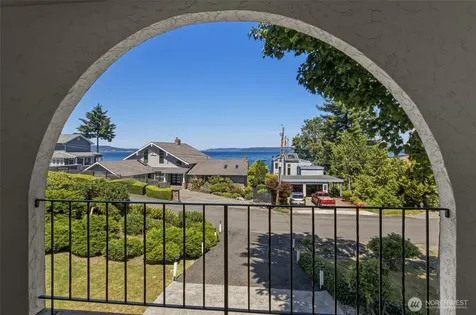 611 SW 293rd Street Federal Way WA 98023