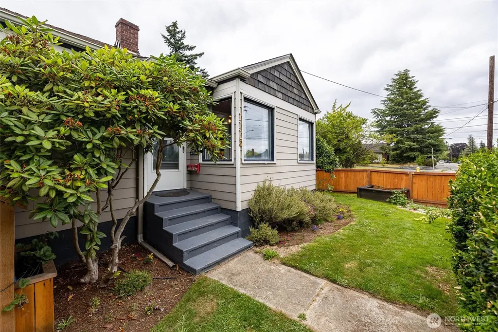 1115 E Broad Street Mount Vernon WA 98274